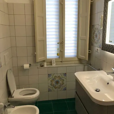 בית הארחה Raggio Di Sole לוקה